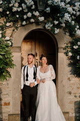 White Tulle A-Line Wedding Dress with Scoop Neck and Lace Appliques