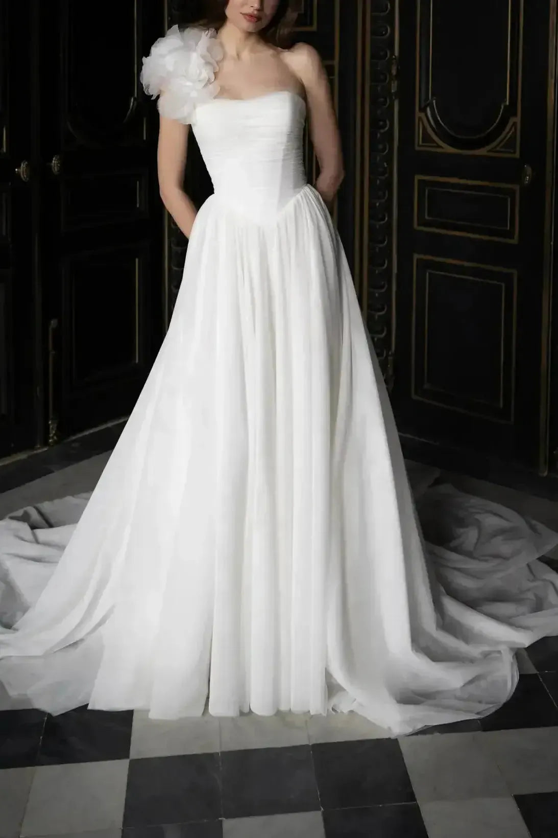 Ball Gown One Shoulder Sleeveless Chapel Train Chiffon Wedding Dresswith Pockets Swd13095