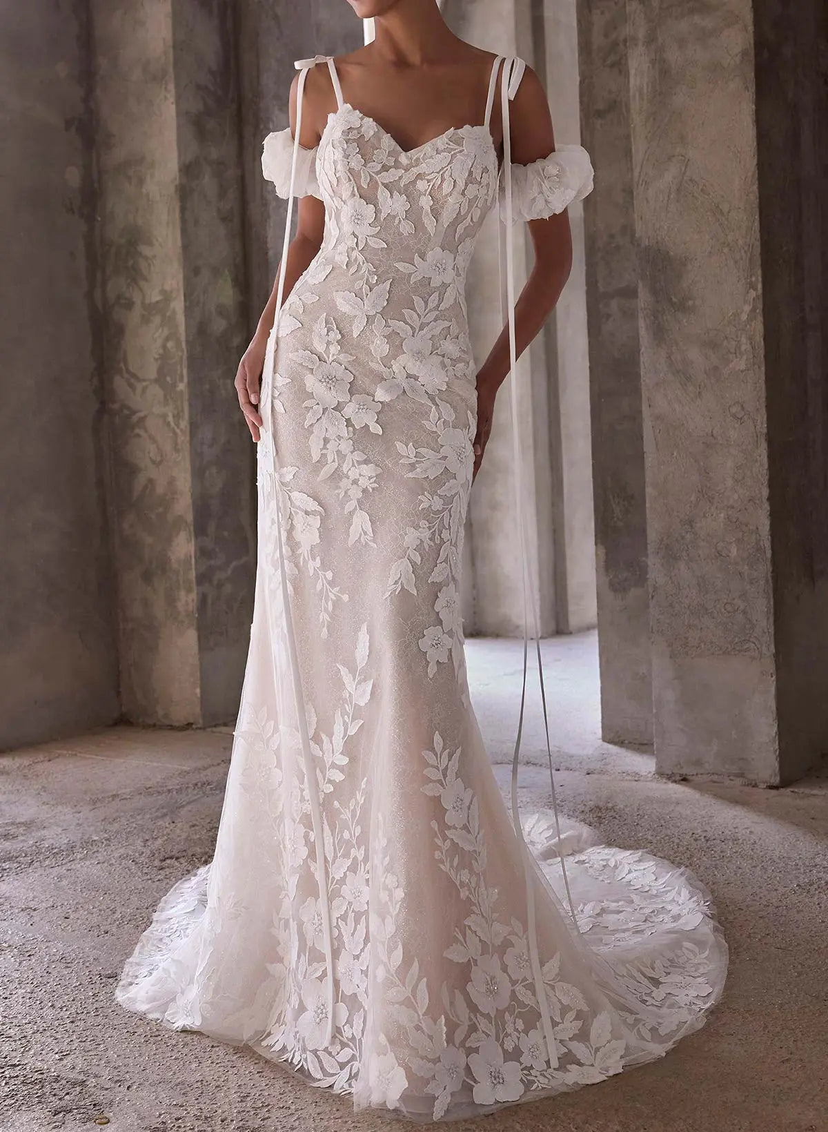 Trumpet Mermaid Sweetheart Court Train Lace Tulle Wedding Dresses With Appliques Lace Swd13279