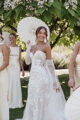 Lace Mermaid Wedding Dress with Detachable Long Sleeves Sweetheart Strapless Bridal Gown