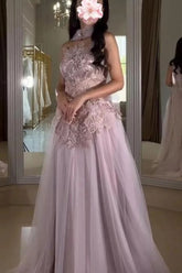 Stunning Pink Prom Dress Beaded Lace Appliqued Corset Tulle Formal Dress with Watteau Train