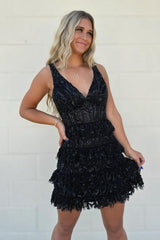 A-Line Black Homecoming Dress V-Neck Tiered Short Prom Dress with Lace
