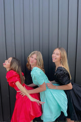 A-Line Black Homecoming Dress V-neck Short Prom Dress with Puff Sleeves