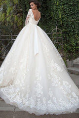 Ball Gown V Neck Tulle Lace Chapel Train Wedding Dress With Appliques Lace