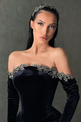 Black High Split Velvet Dress Off The Shoulder Mermaid Christmas Party Dress