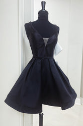 Black Homecoming Dress A Line Short Prom Dress With Bow