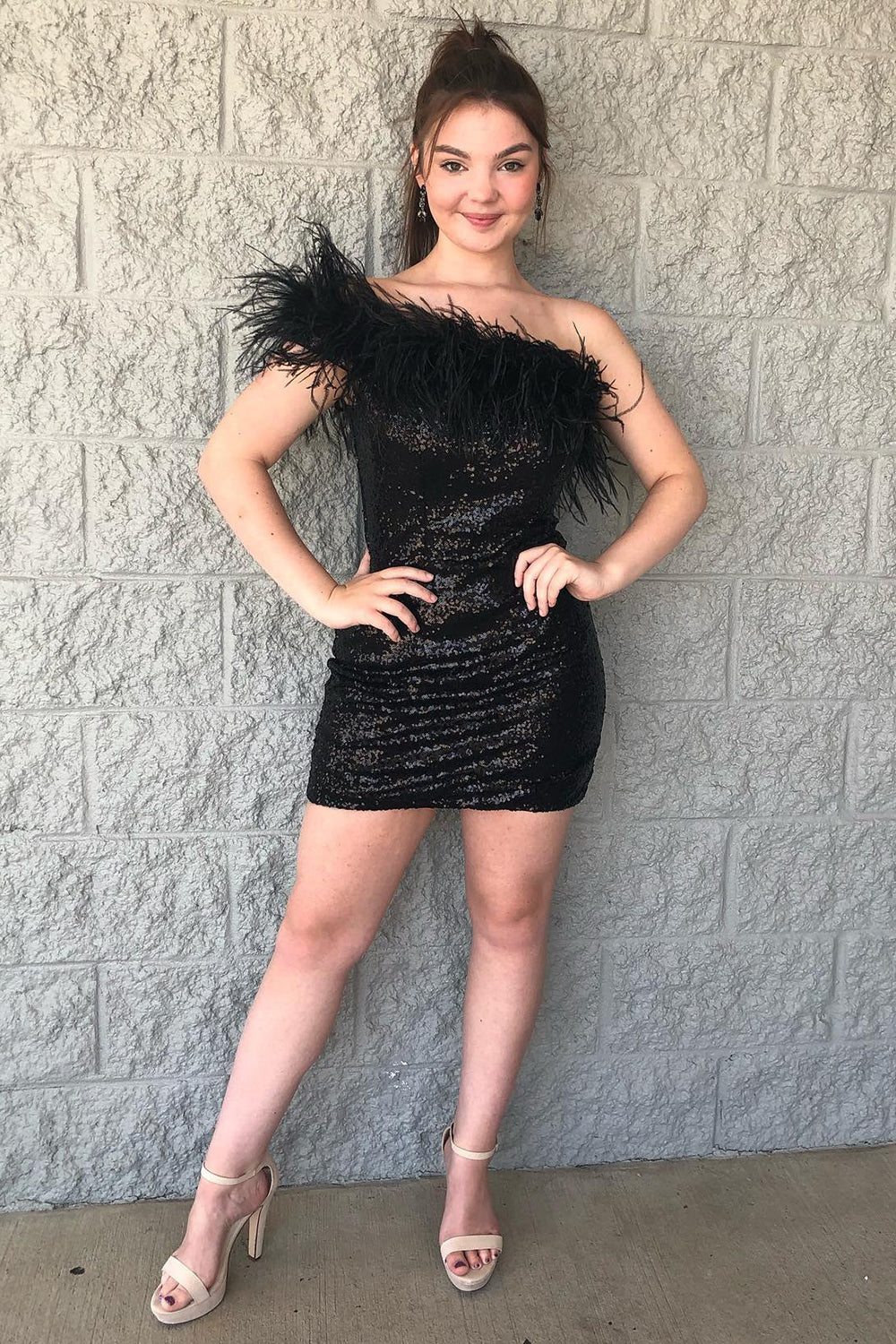 Black Homecoming Dress One Shoulder Sequin Short Prom Dress with Feathers