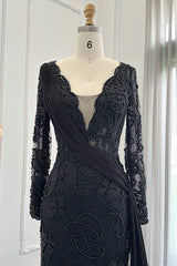 Black Mermaid Prom Dress Long Sleeve V Neck Formal Dress With Lace Appliques