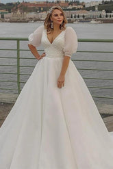 Boho Ball Gown V Neck Organza Wedding Dress With Lace Appliques Sleeves