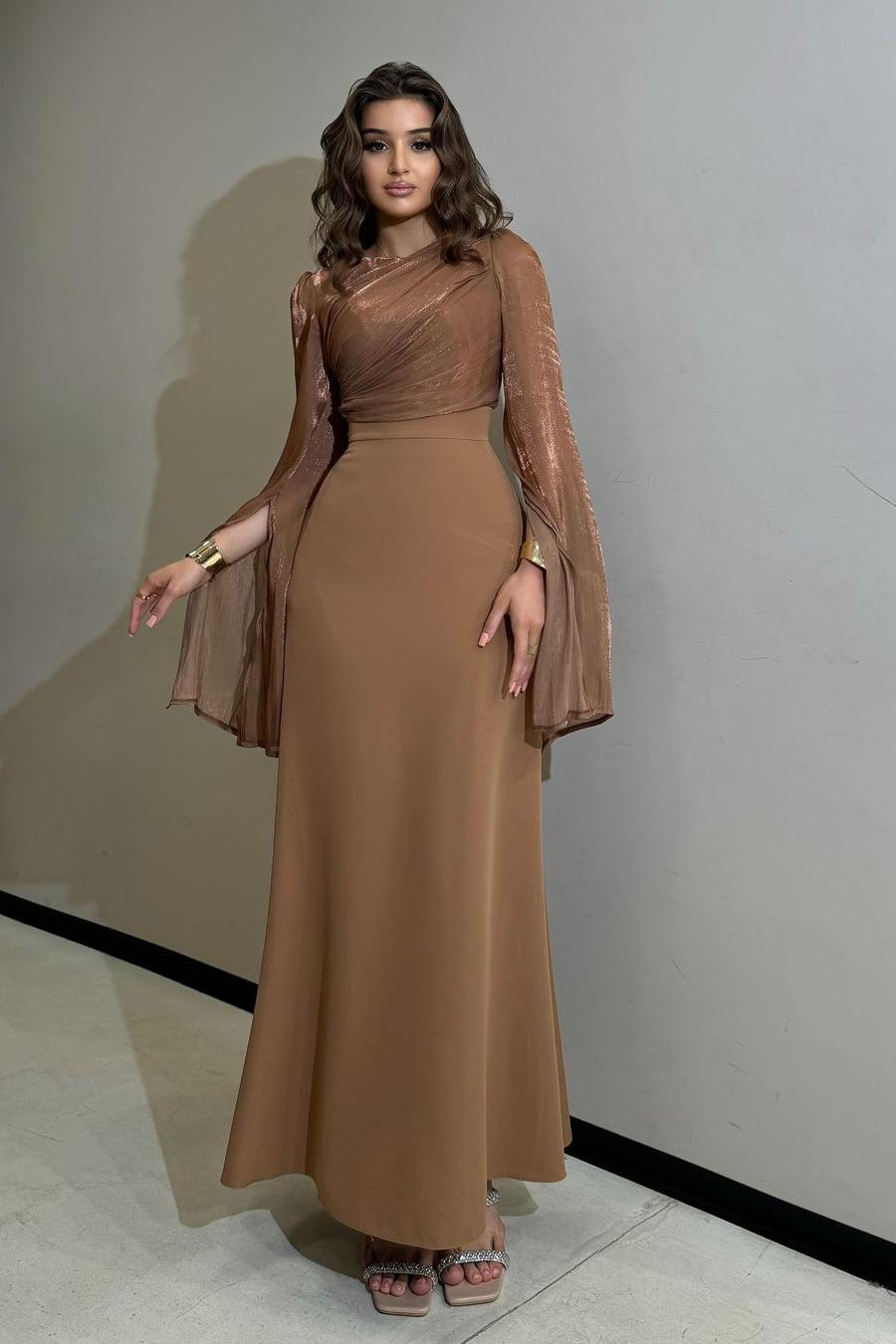 Brown Sheath/Column Prom Dress Long Sleeve Satin Formal Dress