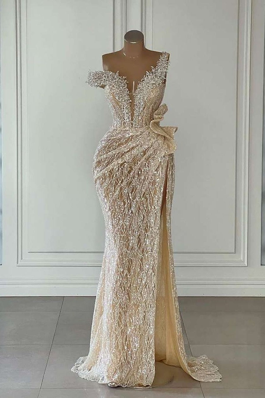 Champagne Mermaid Prom Dress Asymmetric Formal Dress With Lace Appliques