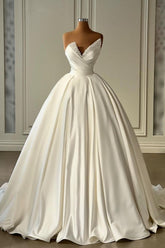 Charmeuse Sleeveless White Wedding Dress with Beading