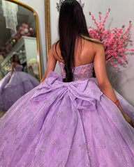 Chic & Glitter Ball Gown Strapless Tiered Bow Knot Lilac Tulle Quinceanera Dressprincess Evening Party Gown For Sweet 16