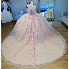 Chic & Modern Ball Gown Off Shoulder Flower Lace Appliques Baby Pink Tulle Quinceanera Dress Princess Birthday Party Gown For Sweet 16