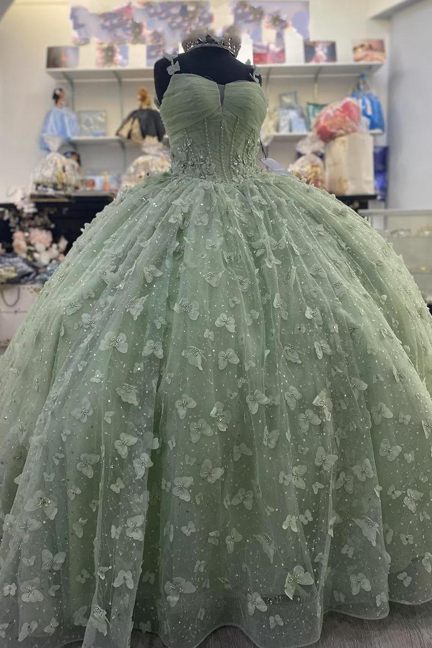 Chic& Modern Ball Gown Sweetheart Neck Spaghetti Straps 3D Butterfly Lace Appliques Sage Green Tulle Quinceanera Dress Princess Gown For Sweet 16
