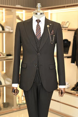 Coffee Peaked Lapel 3 Piece Men's Business Suit