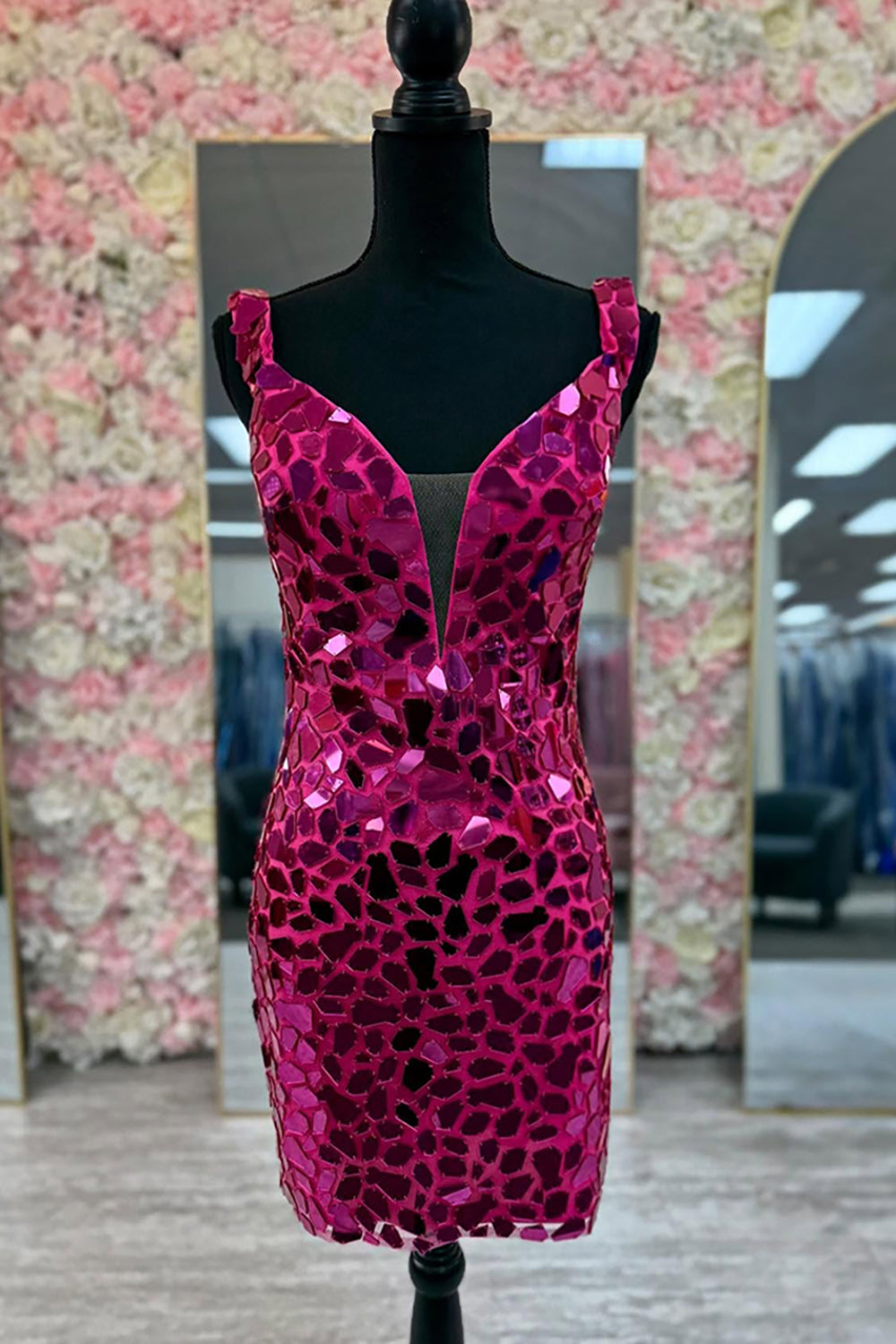 Dreamyannie Fuchsia Mirror V-Neck Tight Homecoming Dresses Short Cocktail Dresses