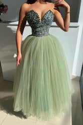 Dreamyannie Green Prom Dress Ball Gown Sweetheart Beaded Sequined Sleeveless Tulle Formal Dress With Pearls