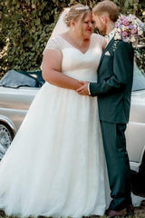 Dreamyannie Plus Size Beach Wedding Dress V Neck Cap Sleeve A Line Bridal Gown with Lace
