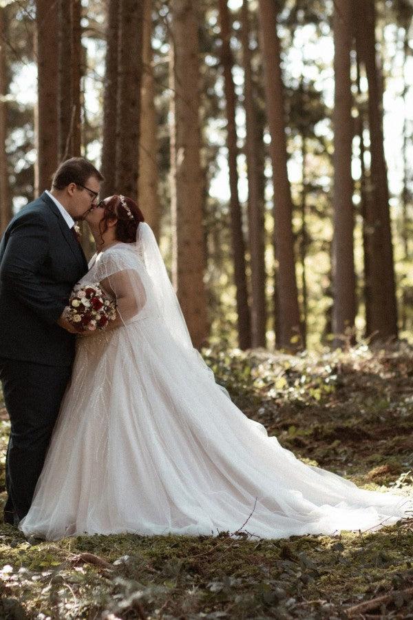 Dreamyannie Plus Size Wedding Dress V Neck Sparkly Cap Sleeve A Line Bridal Gown