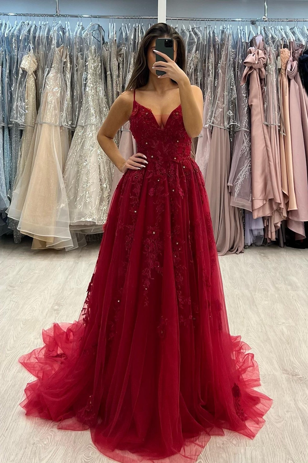Dreamyannie Red Prom Dress A Line Spaghetti Strap V Neck Beaded Sleeveless Tulle Formal Dress With Appliques