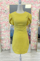 Dreamyannie Yellow Tight Homecoming Dresses Short Sleeves Tweed Cocktail Dresses With Pearl