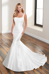 Elastic Satin Mermaid Wedding Dress With Lace Sleeveless Court Train Square Neckline