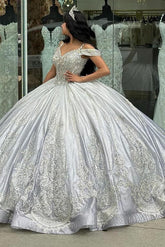 Elegant Ball Gown Off Shoulder Beaded Silver Lace Appliques Sweep Train Quinceanera Dress Princess Birthday Party Gown For Sweet 16