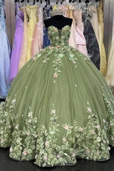 Elegant Ball Gown Strapless Lace Appliques Sweep Train Tulle Quinceanera Dresses For Sweet 16 Prom Gown