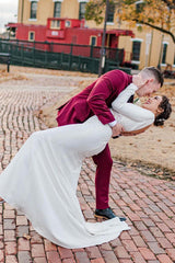 Elegant Fuchsia Notched Lapel Wedding Suit for Men