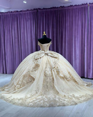 Elegant & Luxury Ball Gown Sweetheart Neck Spaghetti Straps Lace Appliques Beaded Tiered Ruffles Champagne Tulle Quinceanera Dress Ball Gown For Sweet 16