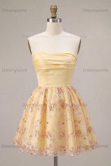 Floral Sparkly Light Yellow A-Line Sequin Short Homecoming Dress