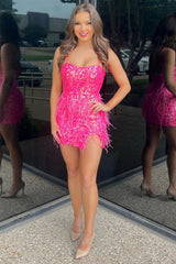 Fuchsia Sheath Spaghetti Straps Short Homecoming Dress with Feathers