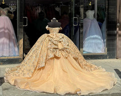 Glamorous & Luxury Ball Gown Off Shoulder Fully Sequins Appliques Beaded Tiered Bow Knot Champagne Tulle Princess Evening Party Dress Quinceanera Dress For Sweet 16