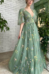 Gorgeous Deep V Neck Evening Dress Half Sleeves with Embroidery Flowers and Tulle