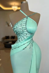 Green Mermaid Prom Dress Sleeveless Halter Neck Beaded Formal Dress