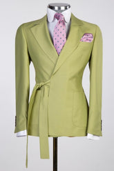 Green Notched Lapel Close Fitting 2 Piece Prom Suit
