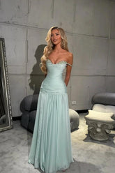 Green Sheath/Column Prom Dress Sleeveless Off the Shoulder Formal Dress With Lace Appliques
