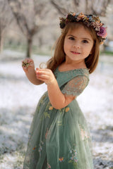 Green Short Sleeves Long Flower Girl Dress With Appliques