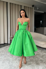 Green Sweetheart A Line Short Evening Dress with Pockets
