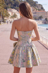 Grey A-Line Jacquard Short Corset Homecoming Dress with Bow