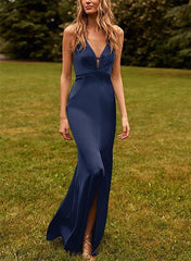 Halter Sleeveless Trumpet/Mermaid Floor Length Bridesmaid Dress crafted from Silk Like Satin