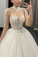High Neck Long Sleeves Tulle Wedding Dress With Appliques Lace Ball Gown