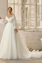 Illusion Neck Lace Long Sleeves Wedding Dress