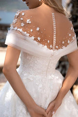 Illusion Neck Lace Wedding Dress