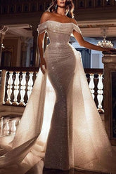 Ivory Off the Shoulder Wedding Dress With Detachable Train