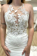 Ivory Wedding Dress Mermaid Crew Neck Bridal Dress with Appliques