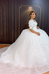 Ivory Wedding Dress Puff Sleeves Vintage Ball Gown Bridal Dress With Lace Appliques