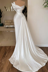Ivory Wedding Dress Strapless Satin Pleated Bridal Gown With Pearls
