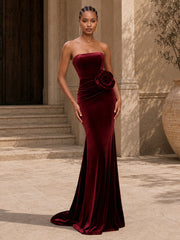 Velvet Mermaid Evening Dress with Strapless Neckline and 3D Flower